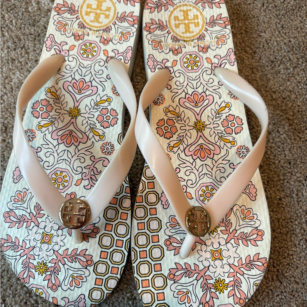 EUC flip flops - Picture 2 of 3